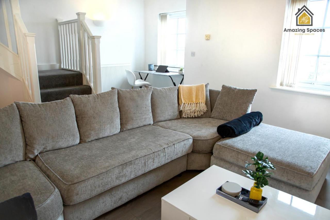 Large Unique 2 Bedroom Duplex Apartment With Private Parking & Free Wifi - Vat Qualifying By Amazing Spaces Relocations Ltd Warrington Extérieur photo